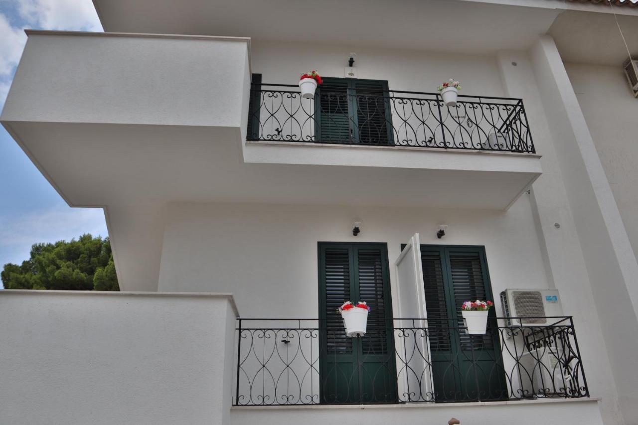 Fiore Di Loto Rooms Carini Εξωτερικό φωτογραφία
