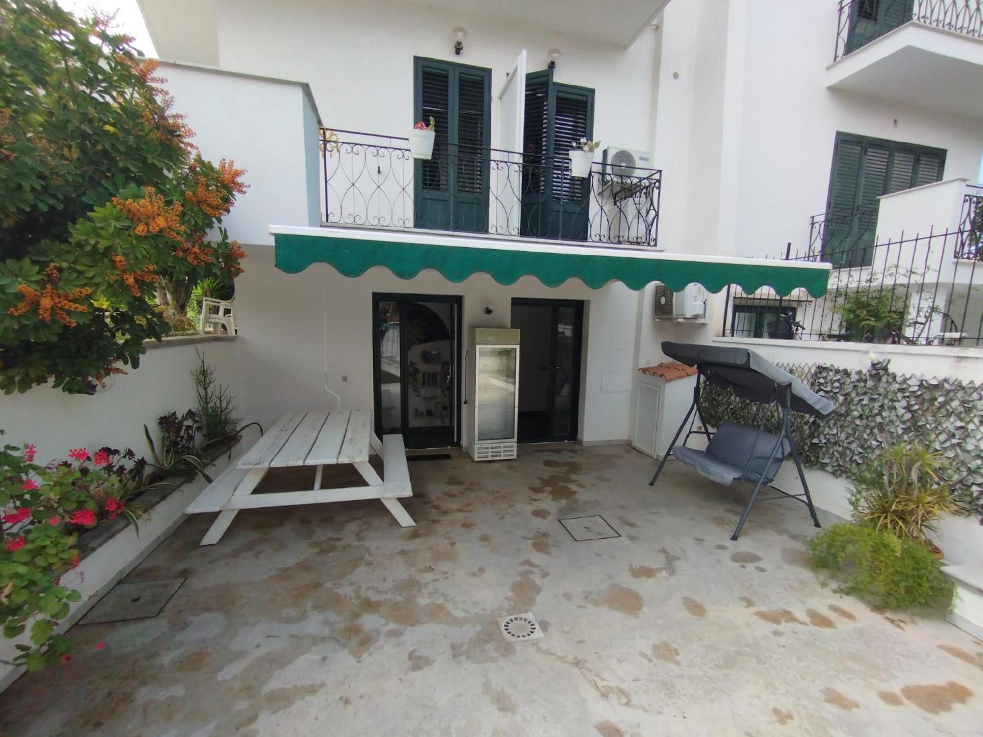 Fiore Di Loto Rooms Carini Εξωτερικό φωτογραφία